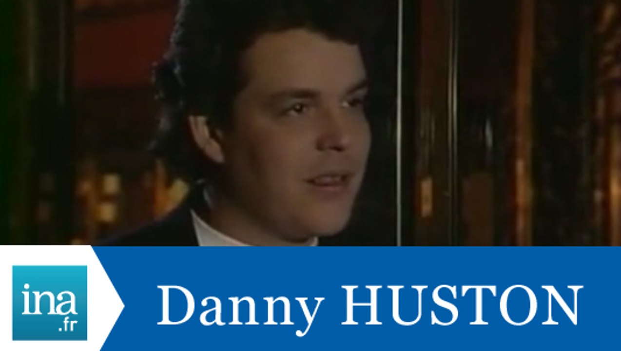 Danny Huston répond à Danny Huston - Archive INA