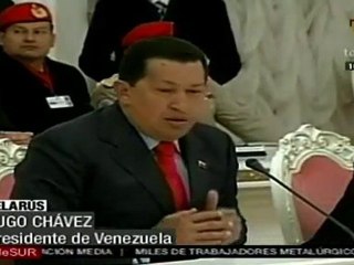 Chávez promete a Belarús petróleo para los próximos 200