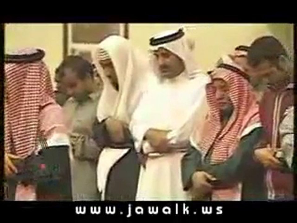 Mach'Allah enfant dirige la priere