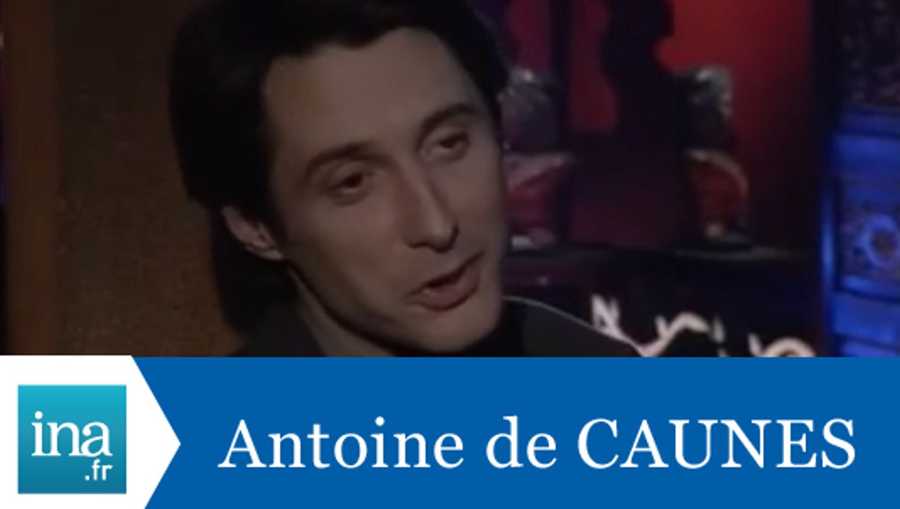 Antoine De Caunes répond à Antoine De Caunes (Première partie) - Archive INA