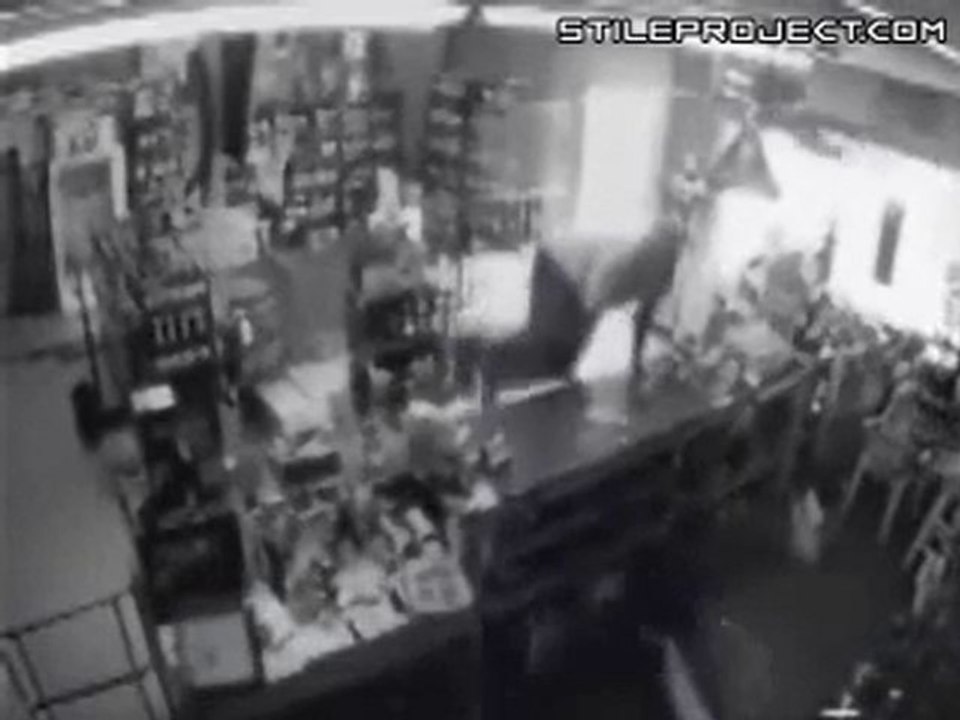 Agression avec bouteille