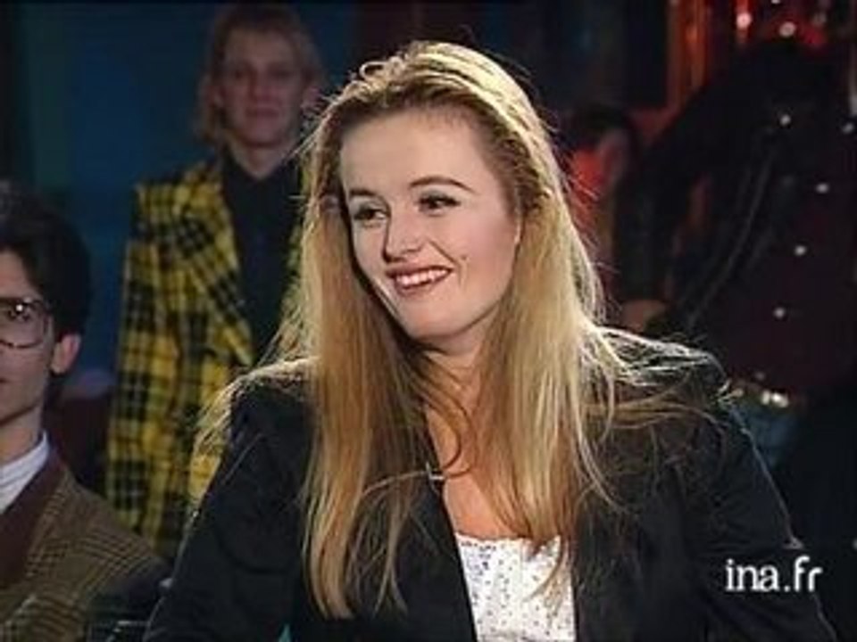 Jeu Info ? Intox ? "Une association pour décrocher du Minitel rose"