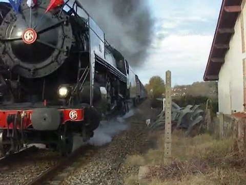 141 R 1126 au départ de Tessonnières 6 décembre 2009 54s