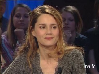Anouk Grinberg dans Les petites couleurs
