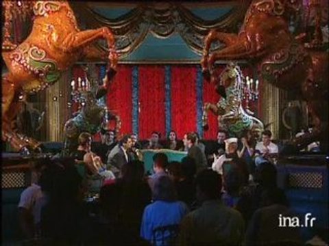 Enrico Macias à propos de l'Algérie, son engagement et politique