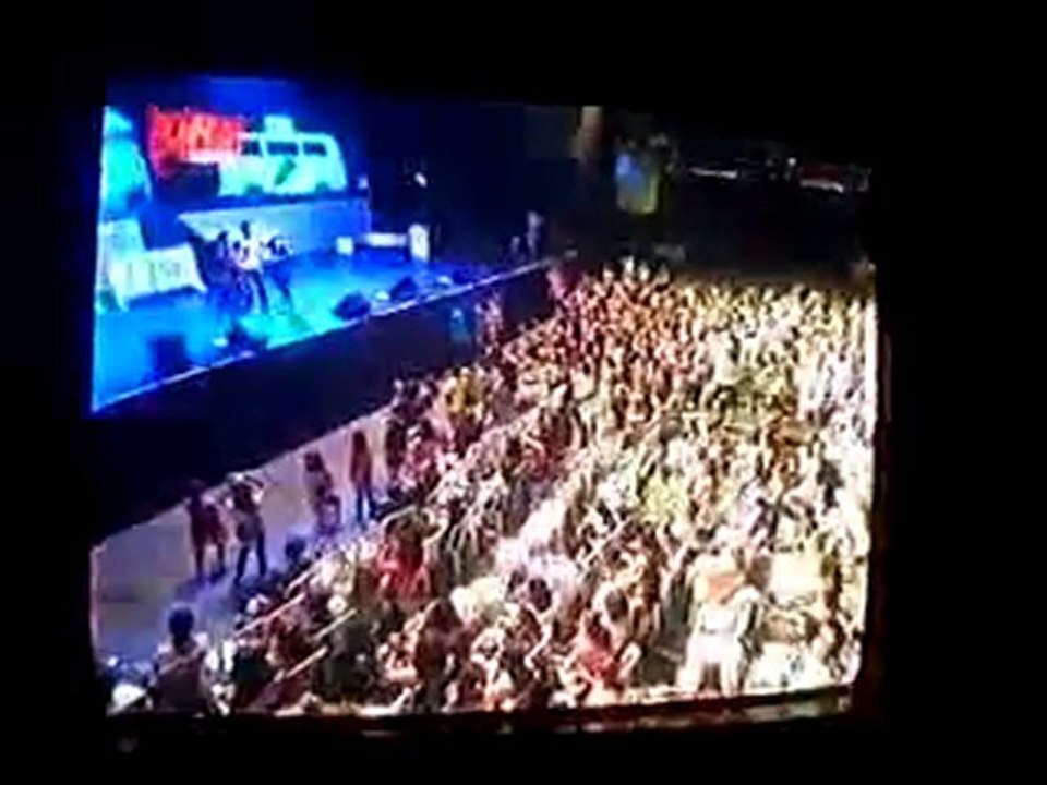 BAHADIR EFE ft. HEPSI (Kuruçeşme Arena Konseri)