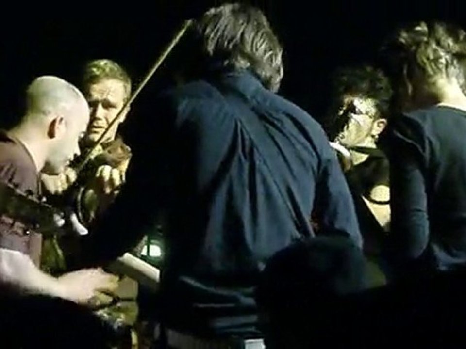 EIFFEL Zénith 2010 Rappel au coeur de la fosse 2 - Les yeux