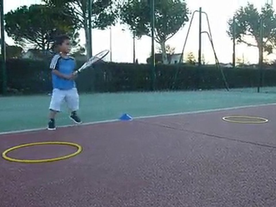 prodige du tennis maxence 4 ans