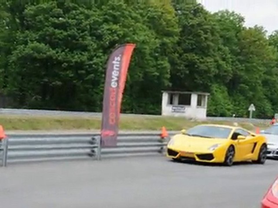 Un tour en GT3 RS avec Romain Thievin pour Aurel 2