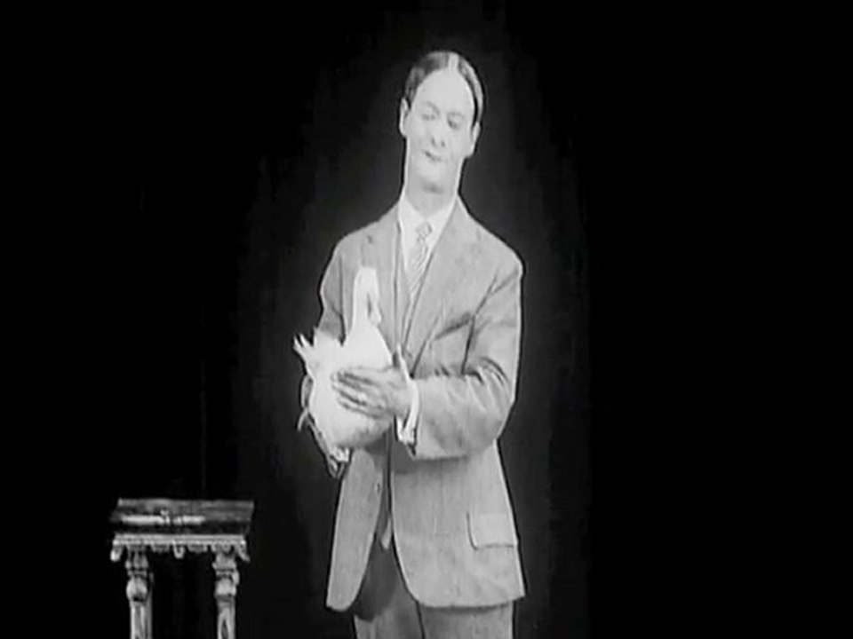 Gus Visser and His Singing Duck (1925)