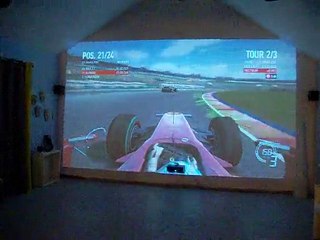 F1 2010 sur mega ecran et volant G27