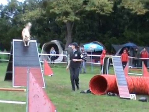 BELLEVILLE 2010 Chanel open