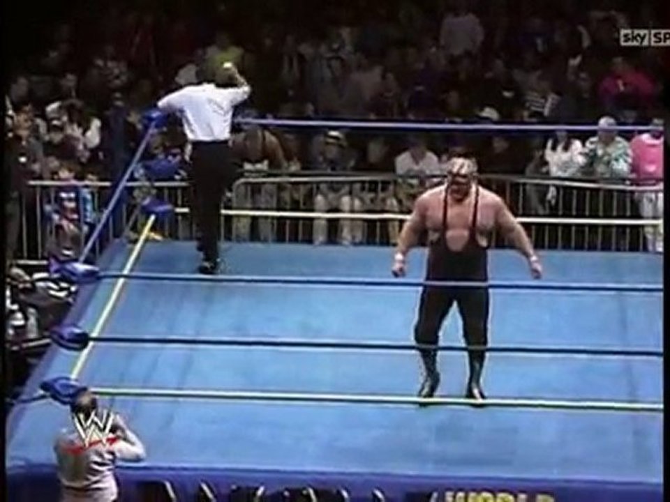 WWE Vintage Collection 17/10/2010 Part 2/4