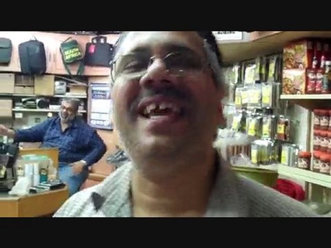 Hot Chili Peppers - Makes The World's Hottest Curry