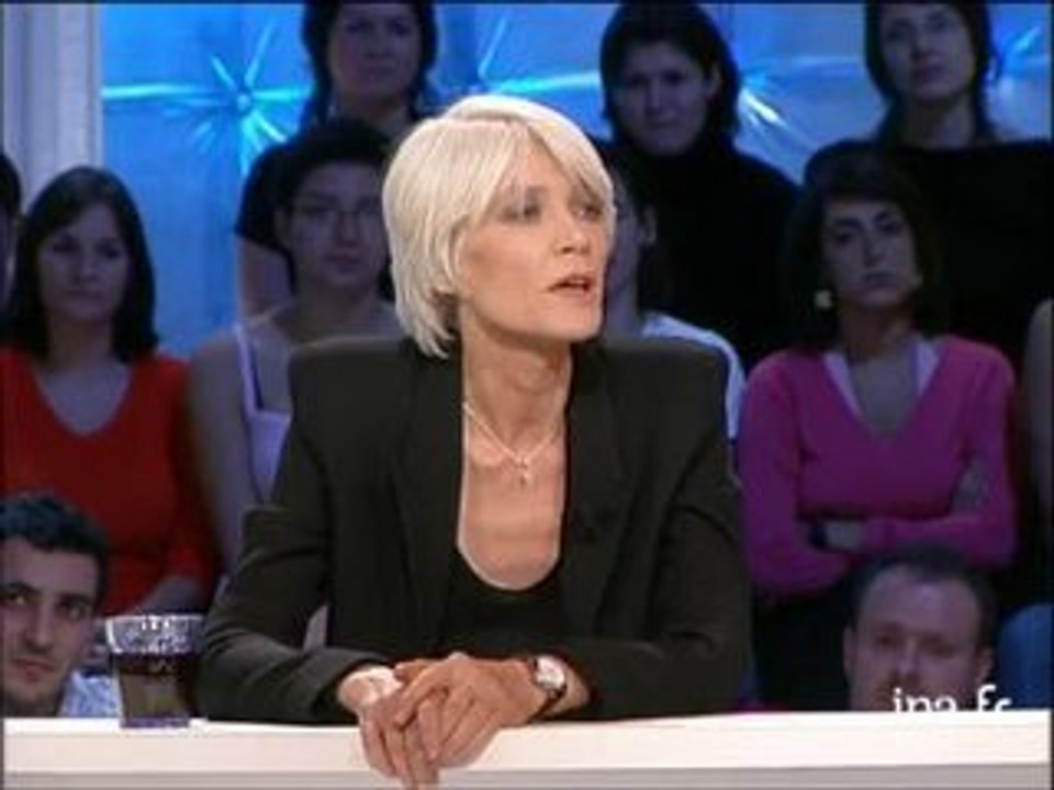 Françoise Hardy "ma vie avec Jacques Dutronc" - Archive vidéo INA