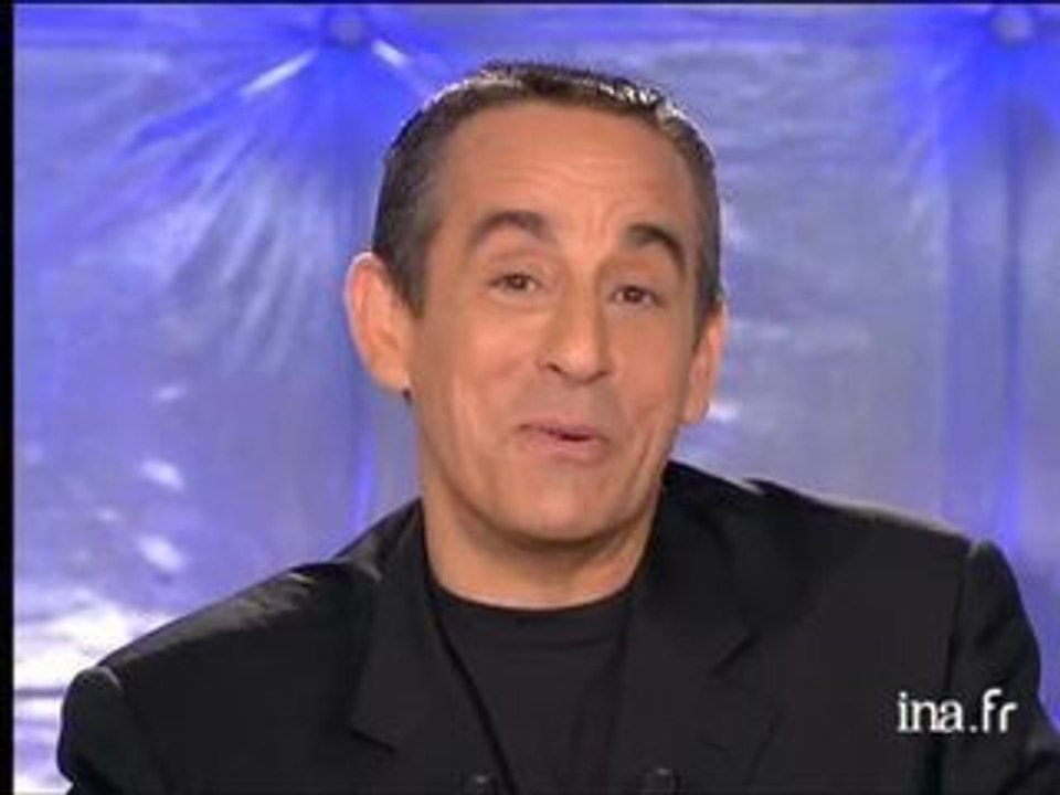 Valeria Golino dit "Magneto Serge"