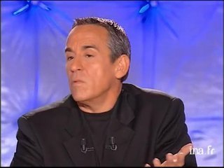 Antony Bernabeu à propos de son livre "Journal d'un instituteur en garde à vue"