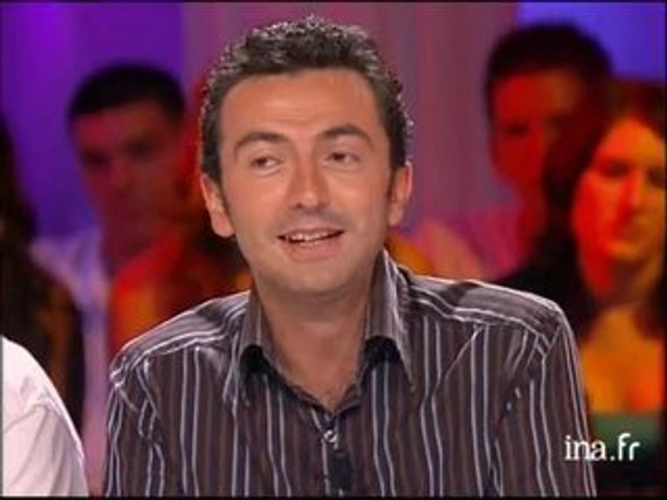 Gérald Dahan et le canular avec Zinedine Zidane de la main sur le coeur