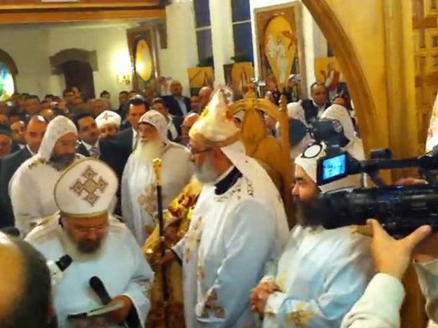 Abouna Guirguis Lucas à l'église Saint Marc à La Haye