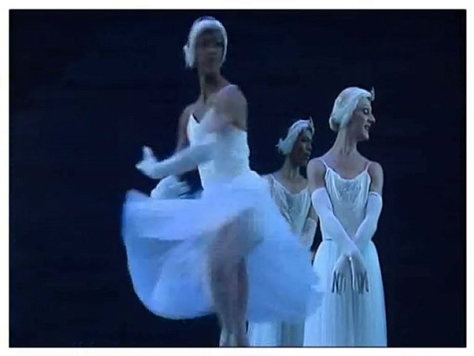 Les Ballets Trockadero de Monte Carlo | 28-10-2010 | OYONNAX