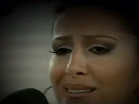 Melda Kuyucu-Rûzgar kırdı dalımı Ellerin günahı ne.HD