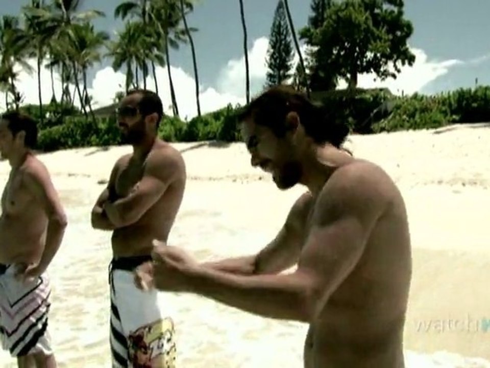Red Bull Cliff Diving Series 2010 Hawaii - Pre...