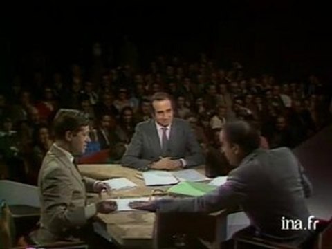 Comme chiens et chats : Trop de questions tue la question