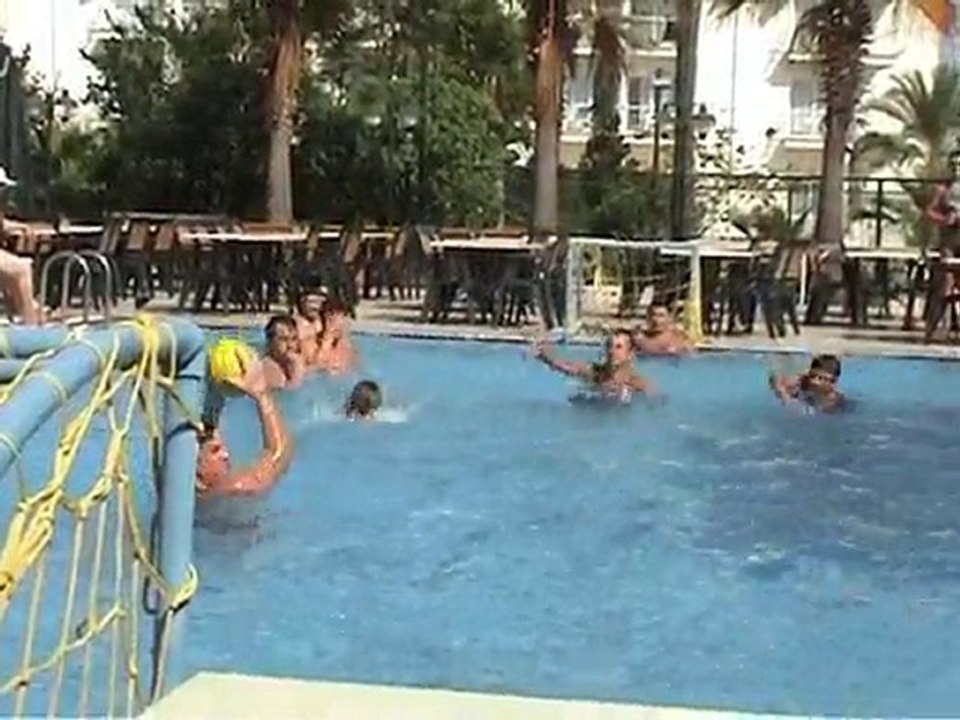 Юрченко Анатолий - Облака в реке