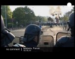 Clashes in Paris and Lyon between youths... - no comment
