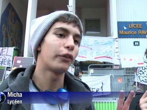 Réforme des retraites: les lycées de nouveau bloqués à Paris