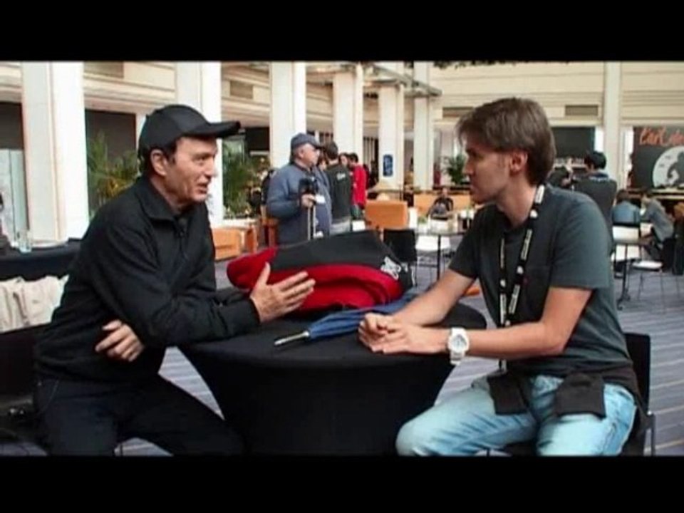 Kurt Savoy entrevisto a Manuel Martinez Velasco