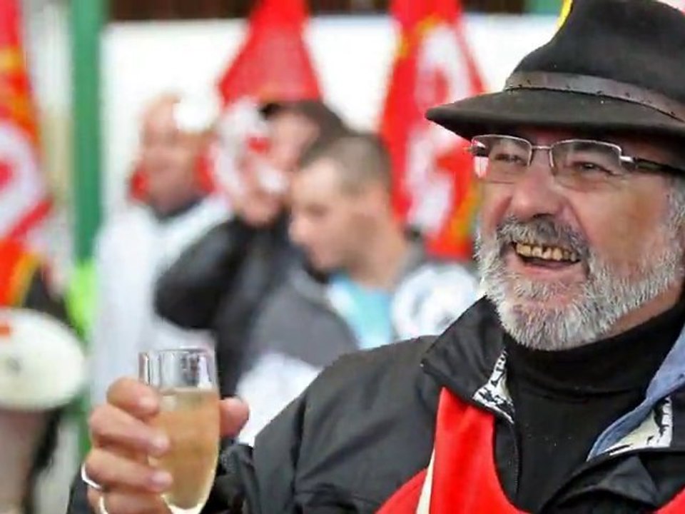 Maubeuge : Rémi Pauvros offre le champagne aux syndicats
