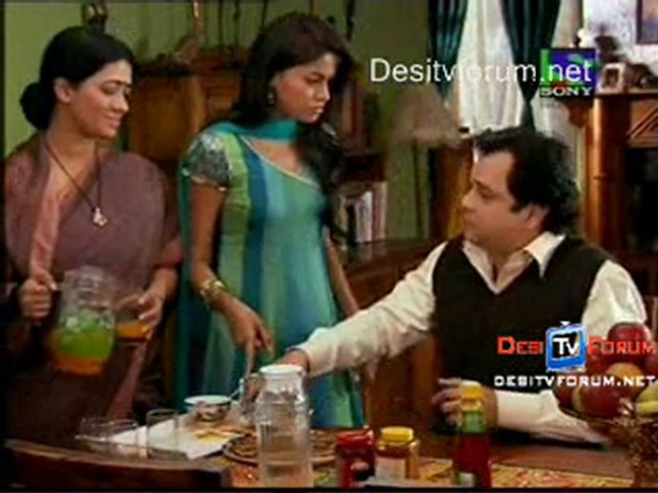 Tera Mujhse Hai Pehle Ka Nata Koi  19th october 2010 - pt3