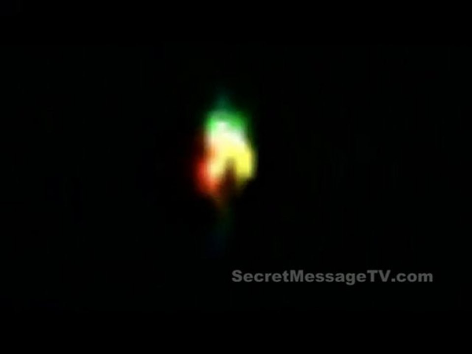 Daylight UFO Over Addison, Texas