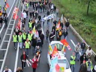 Retraite : environ 2500 manifestants à Montceau (19/10/10)