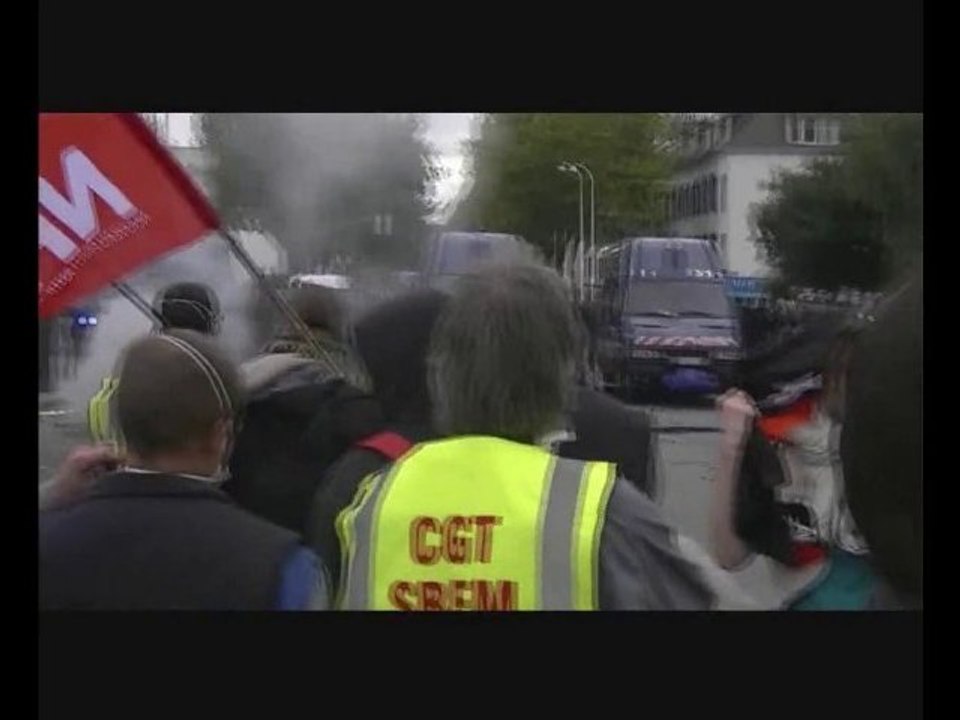 manif à Lorient le 19.10.10