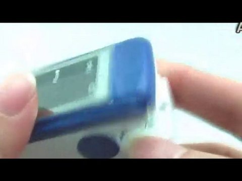Cool Mini Pulse Oximeter and Heart Rate Monitor