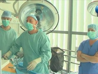 infirmière en bloc opératoire