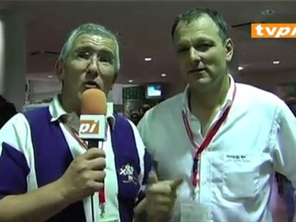 Finales pala corta, paleta gomme femmes et main nue