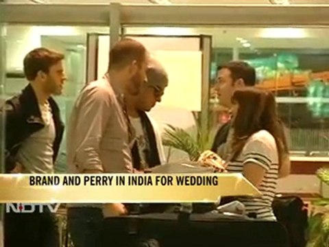 Katy Perry, Russell Brand in India for their wedding