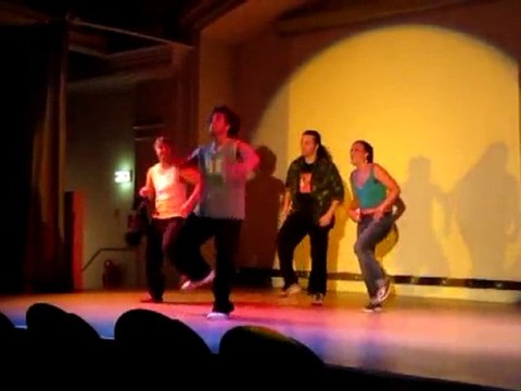 2010 : Spectacle Hip Hop au CH Théophile Roussel