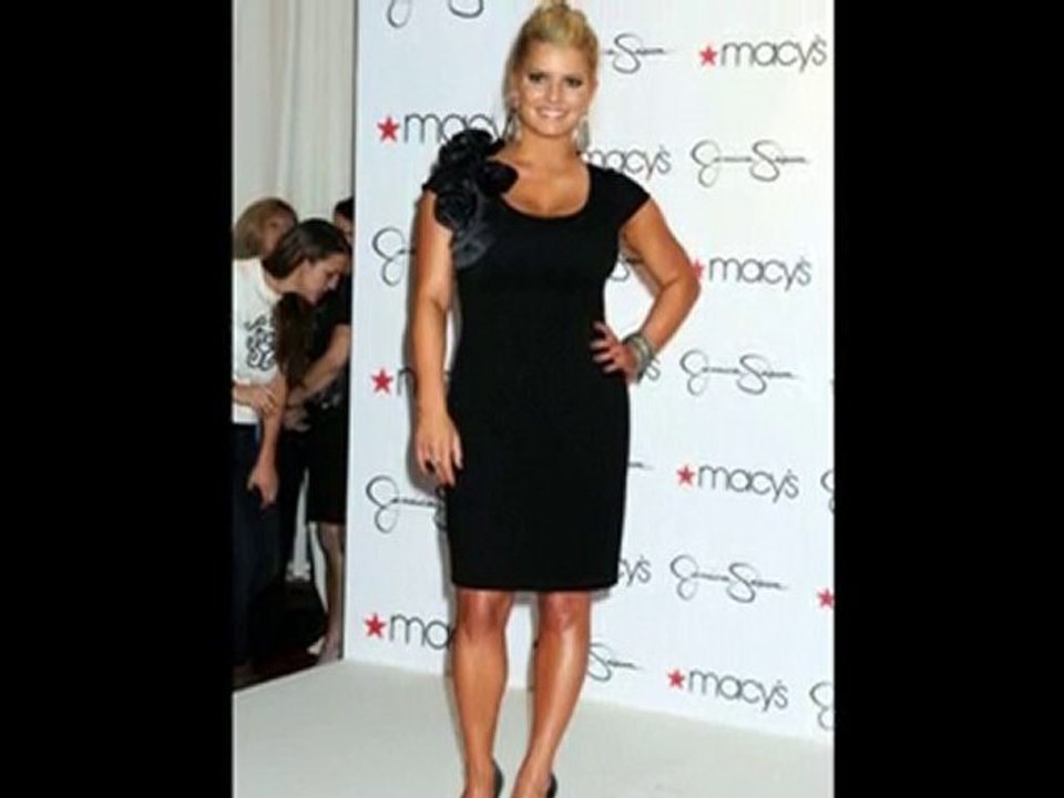 Curvy Celebs Who Dress For Their Body: Jessica Simpson