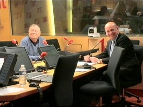 Le face à face Aphatie-Duhamel : Nicolas Sarkozy s'y prend-