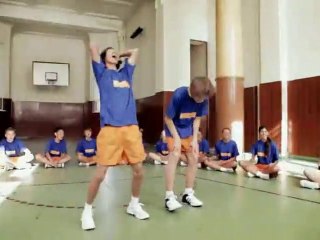 Première publicité officielle du Kinect