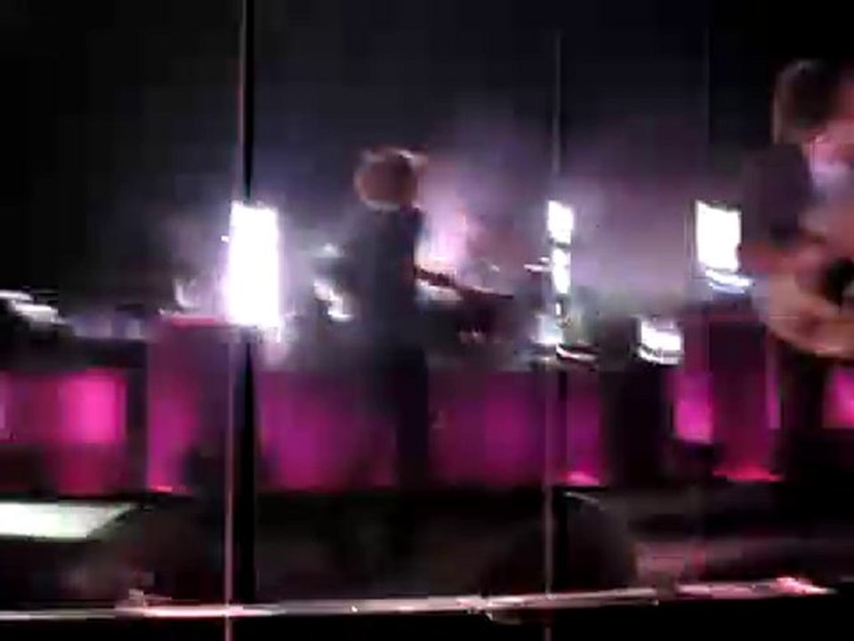 PHOENIX & DAFT PUNK LIVE MSG NEW YORK OCTOBER 20 2010