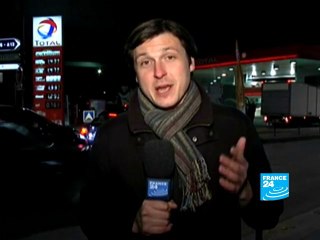 French energy supply hit as blockades continue