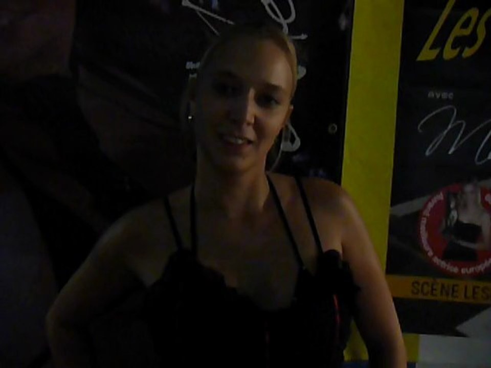 Mallory Moore souhaite un joyeux anniversaire a Sebastien