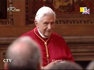 Ratzi et le signe de la croix