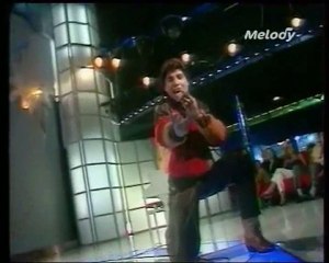 -Jean Luc Lahaye-(télé années 80)-"" femme que j"aime ...""