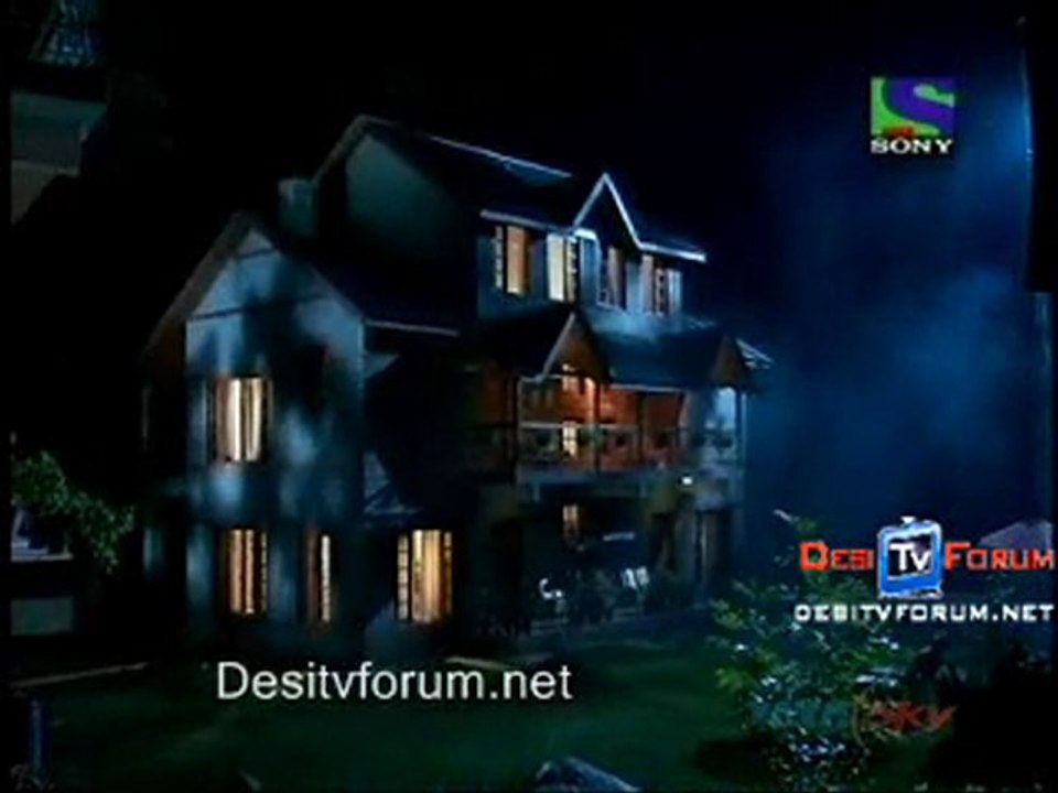 Tera Mujhse Hai Pehle Ka Nata Koi  - 21st october 2010 - pt2